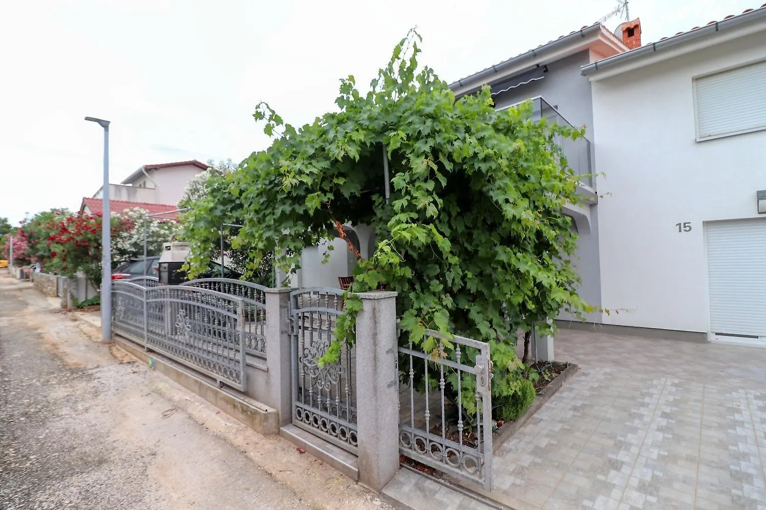Apartments Rocky Vir