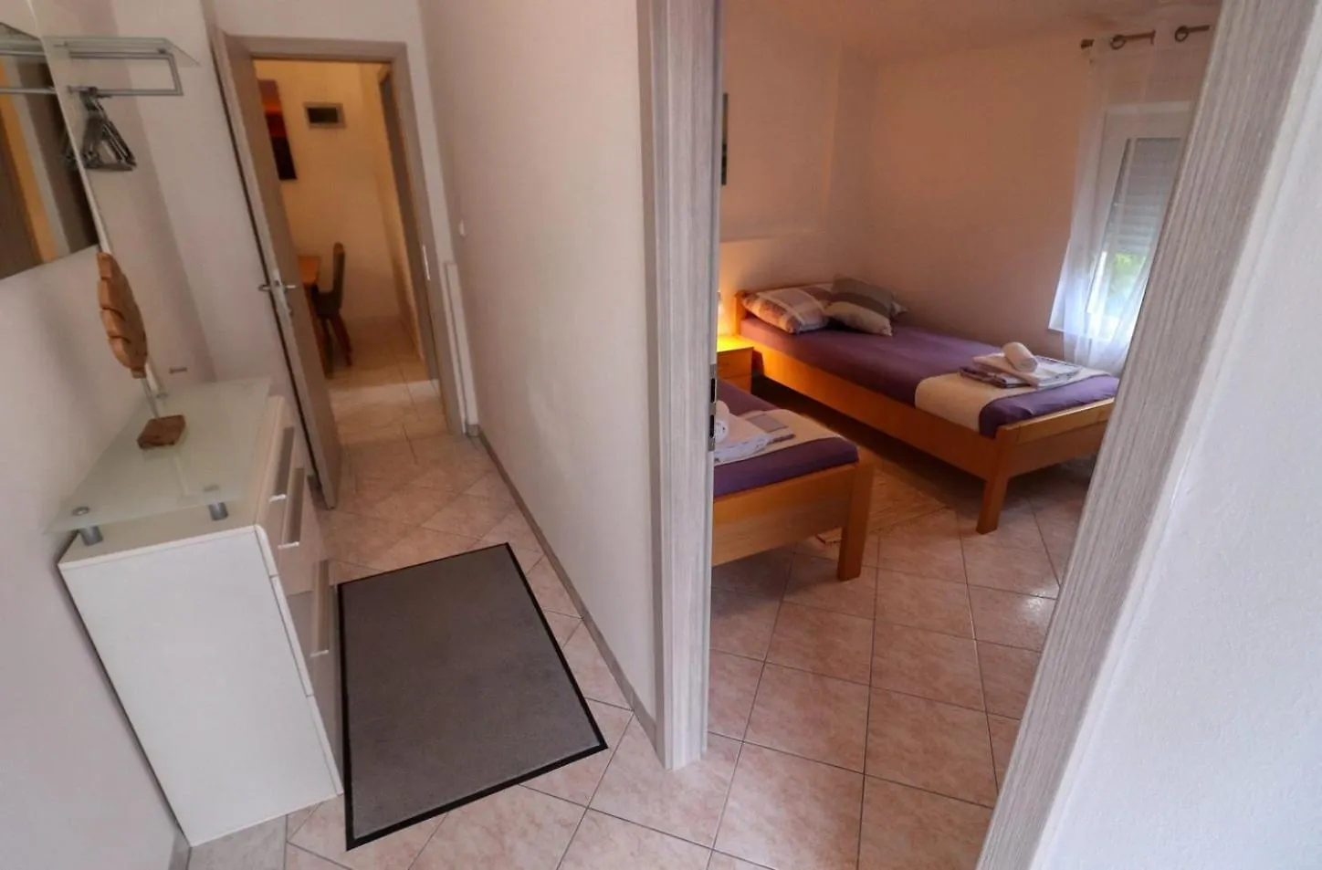 Apartments Rocky Vir