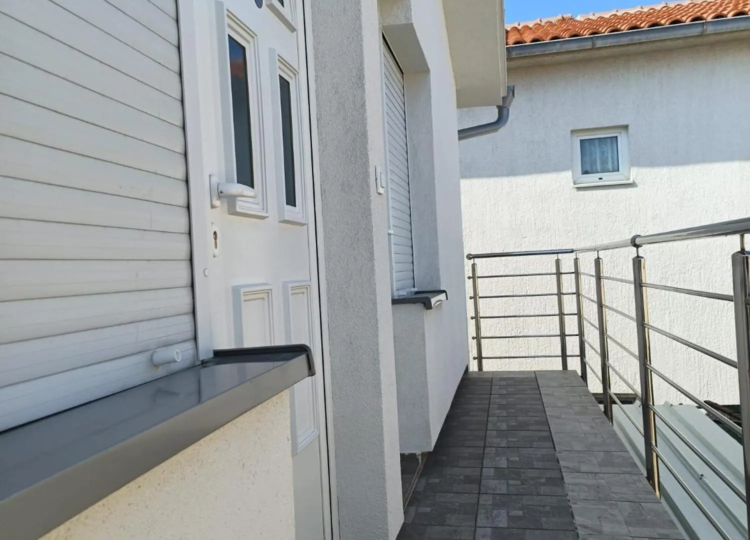 Apartments Rocky Vir
