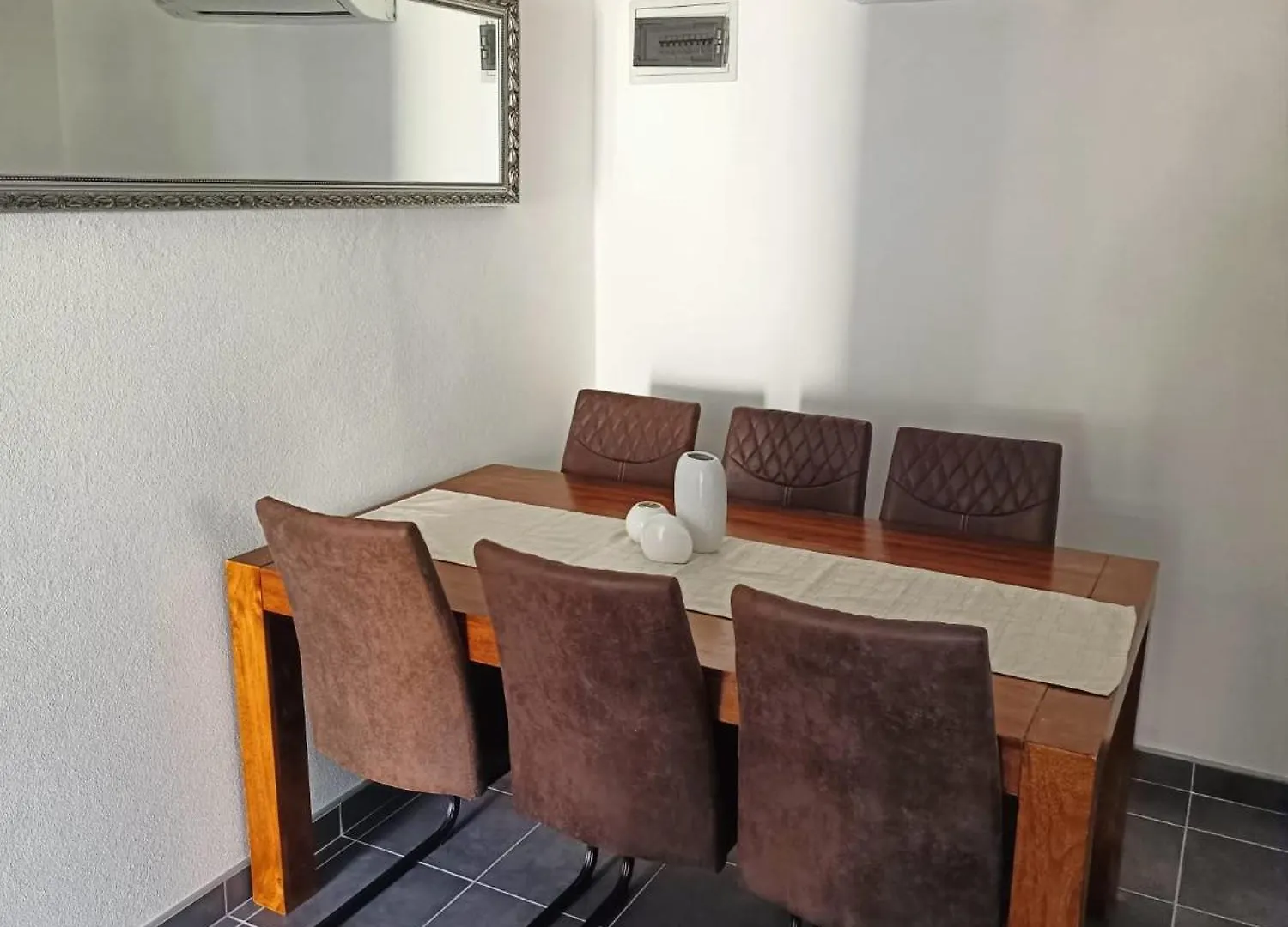 Apartments Rocky Vir
