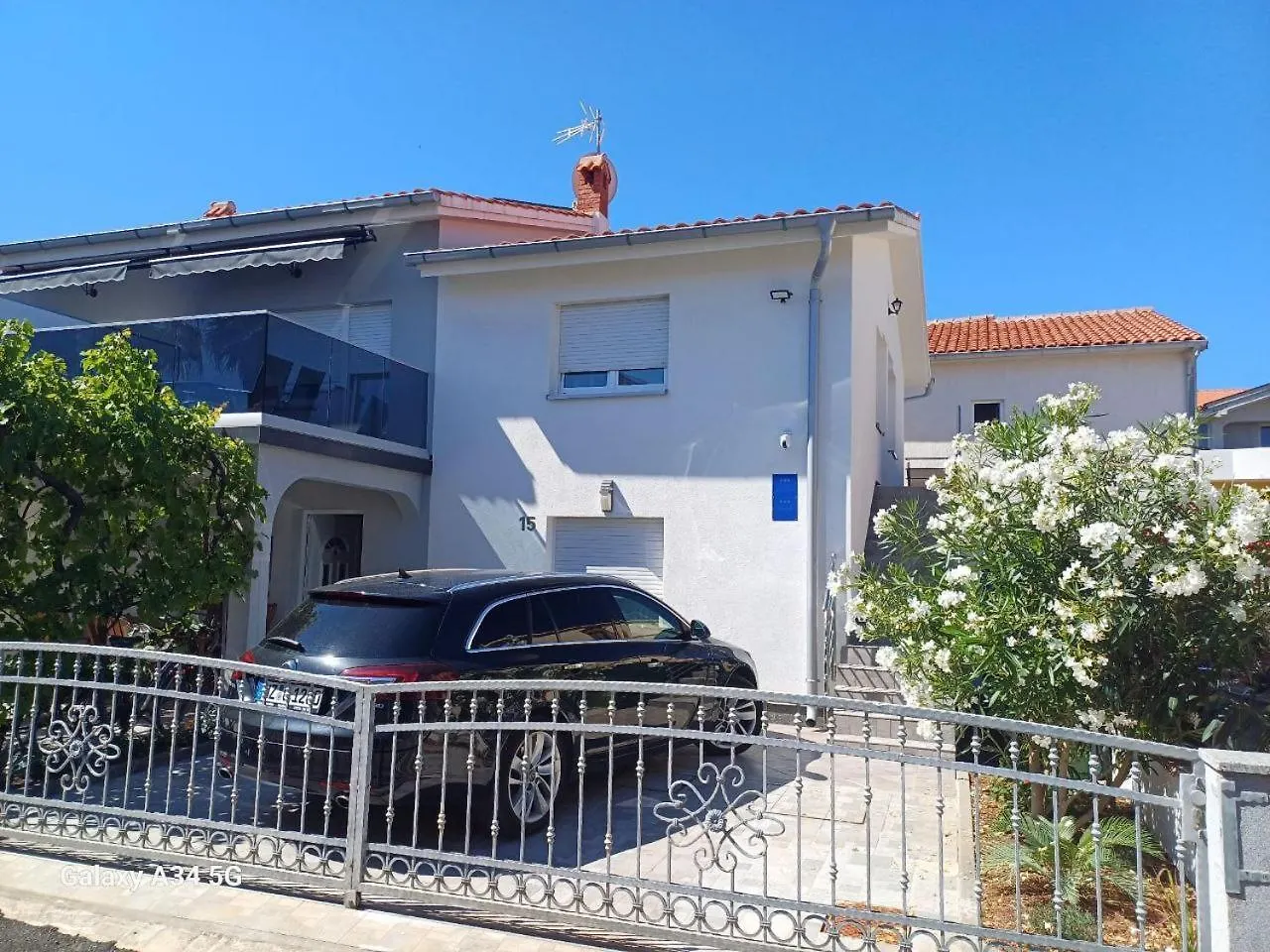 Apartments Rocky Vir